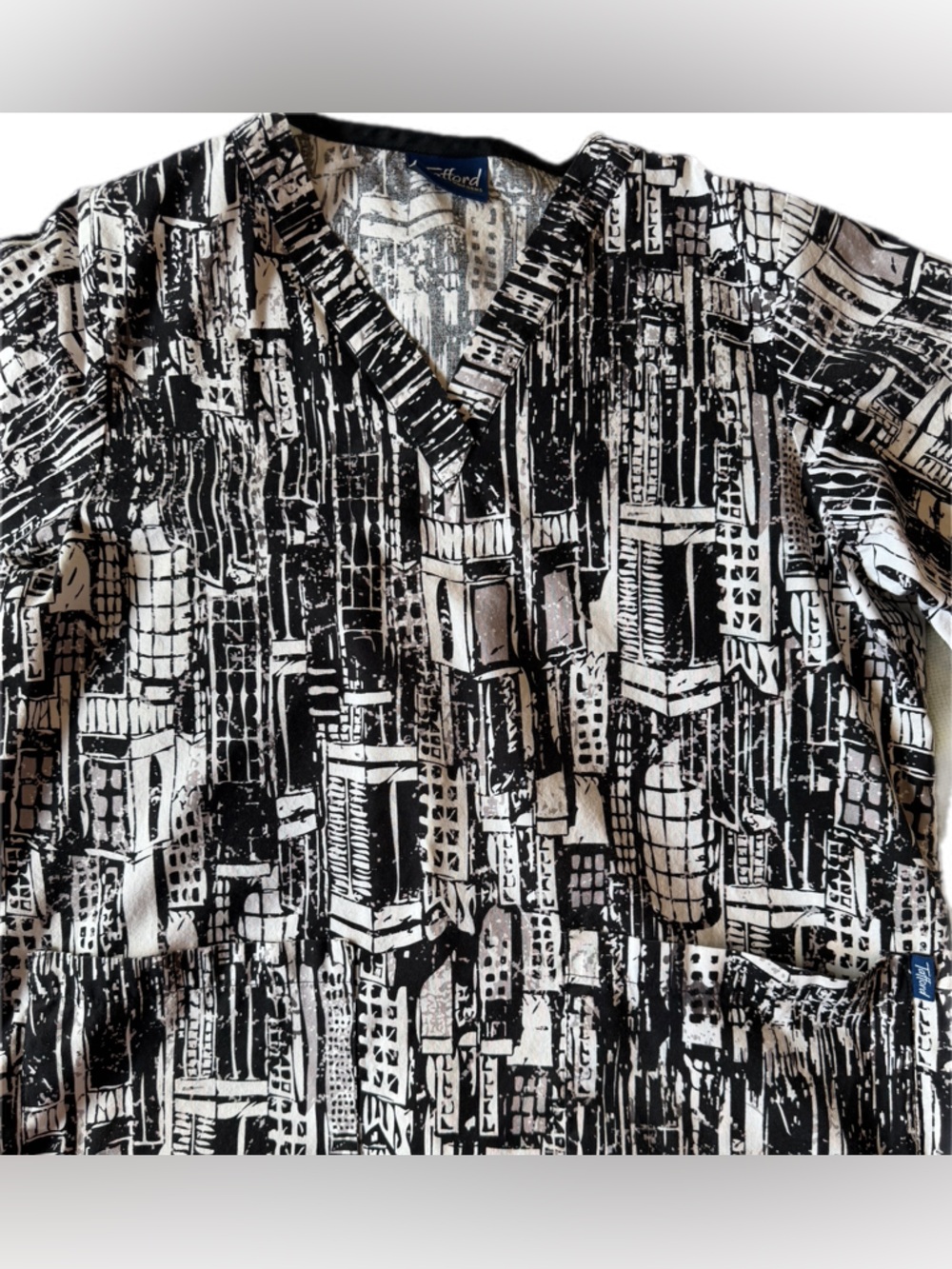 Tafford Black & White Graphic Cityscape scrub Top - Picture 2 of 7
